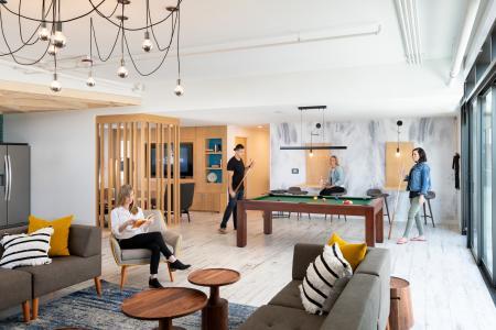 Pierside Apartments South Game Area