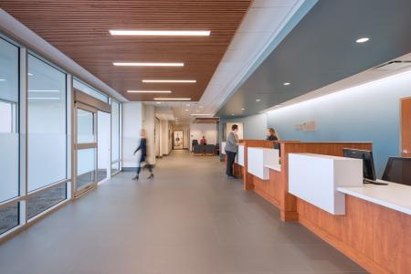 Froedtert & the Medical College of Wisconsin Mequon Health Center Lobby