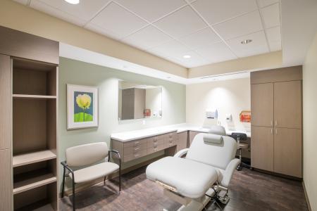 Banner Health Center at Desert Ridge Exterior Exam Room