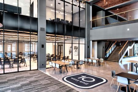10 West End Common Area