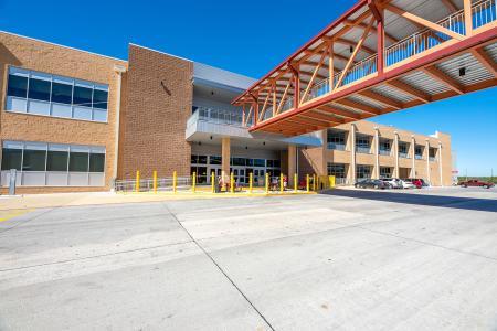 H-E-B Retail Support Distribution Center Walkway