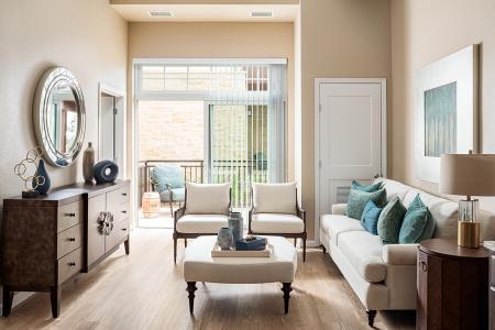 Grand Living at Georgetown Room