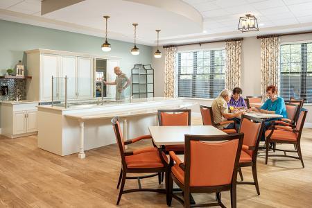 Grand Living at Georgetown Coffee Area