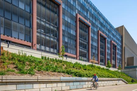 Abbott NW Transportation Exterior Greenway