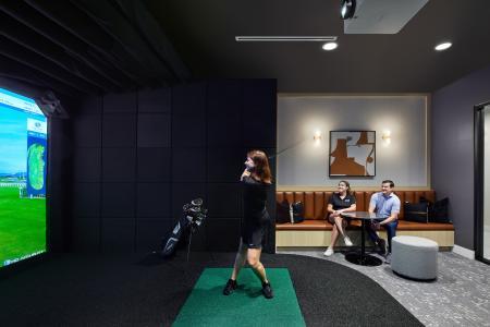 4th & Park Golf Simulator