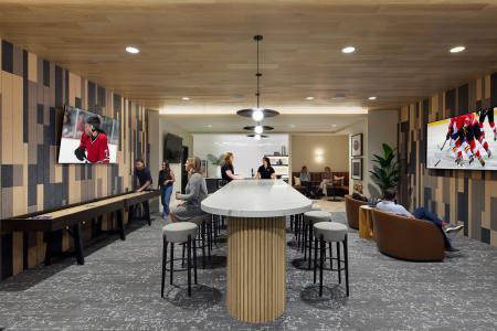 4th & Park Sports Lounge